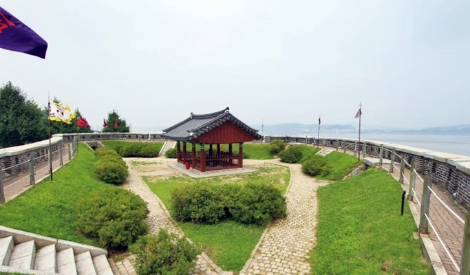 Ganghwa Island 1 Day Join-In Tour (+ Luge ride/Blueberry Picking) - from Seoul