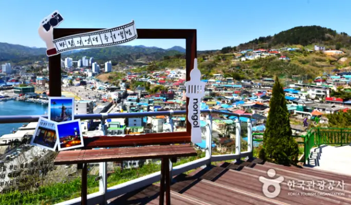 Gangneung & Donghae 2D1N Tour from Seoul: Mureung Byeolyucheonji & Nongoldam-gil Street Activities