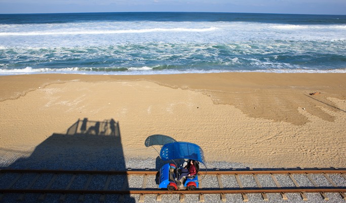 Jeongdong-Simgok Badabuchae-gil Trail + Gangneung Jungang Market + Jeongdongjin Rail Bike 1 Day Tour