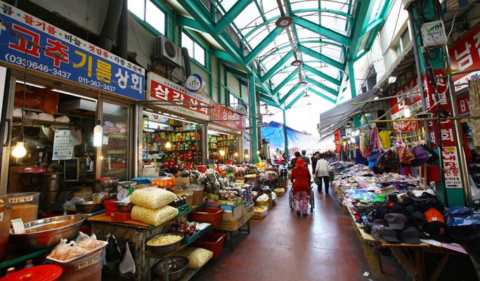 Jeongdong-Simgok Badabuchae-gil Trail + Gangneung Jungang Market + Jeongdongjin Rail Bike 1 Day Tour
