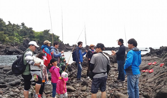 Jeju Gomang Fishing in Seogwipo