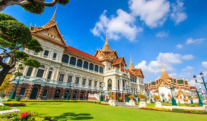 Bangkok Grand Palace Half Day Tour (Join-in/Private) - Trazy, Your ...