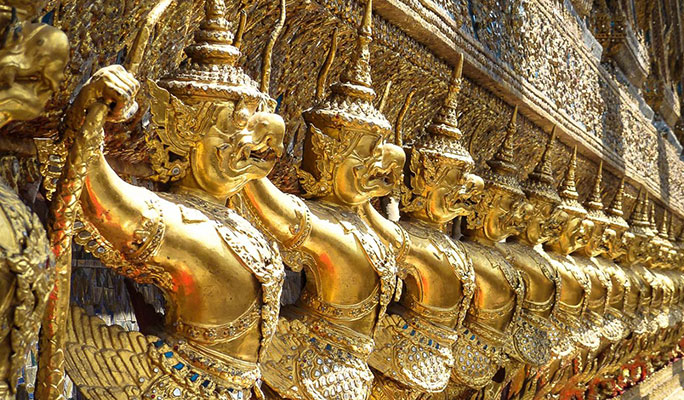 Bangkok Grand Palace + Temples + Boat Trip Half Day Tour