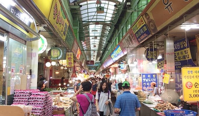 Gwangmyeong Cave + Traditional Market + Hangang Park 1 Day Tour