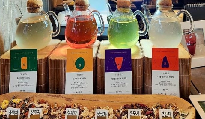 Gyeongdong Market Healing Walking Tour