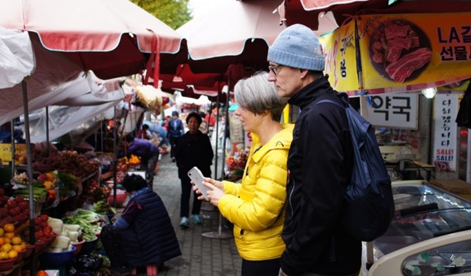 Private Korean Cooking Class + Traditional Market Tour in Gyeongju