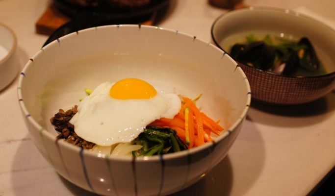 Private Korean Cooking Class + Traditional Market Tour in Gyeongju