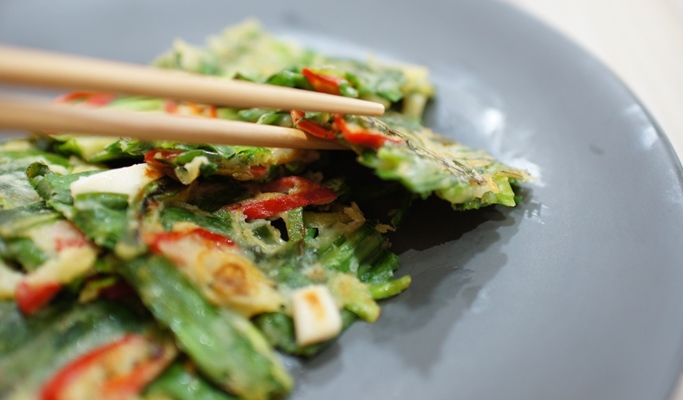 Private Korean Cooking Class + Traditional Market Tour in Gyeongju