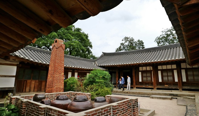 Gyeongju Master Chef (Bibimbap Making & Craft Beer) Private Tour from Busan or Daegu