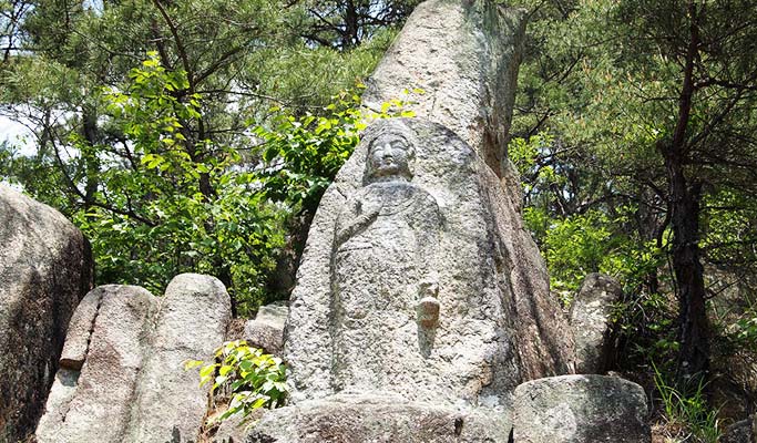 Gyeongbuk Gyeongju Mt. Namsan (Open Museum) Hiking Tour from Daegu