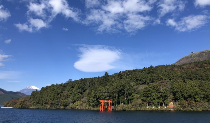Hakone 1 Day Tour from Tokyo: Lake Ashi Cruise + Owakudani + Gotemba Outlets