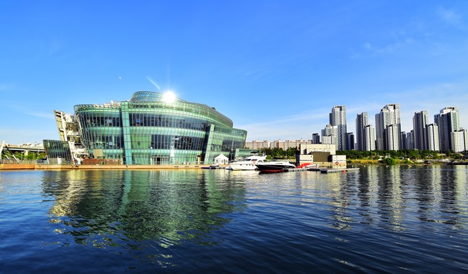 Hangang River Boat / Yacht Tour from Some Sevit Island, Banpo Hangang Park - Join-in or Private