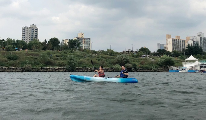 Han River Kayaking (Day / Evening)