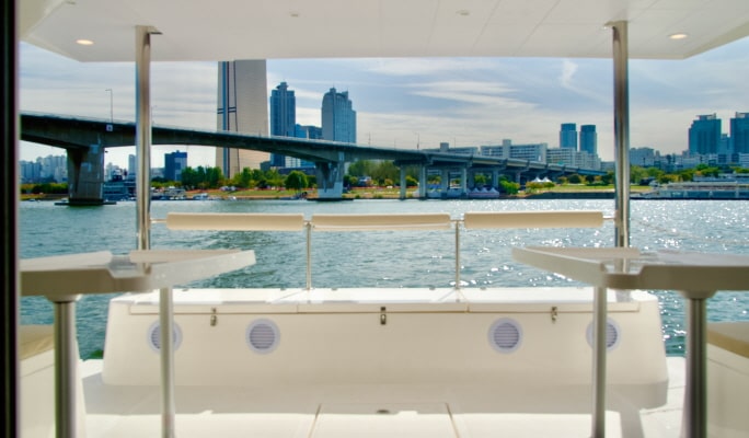 Hangang River Public Yacht Tour at Yeouido Hangang Park