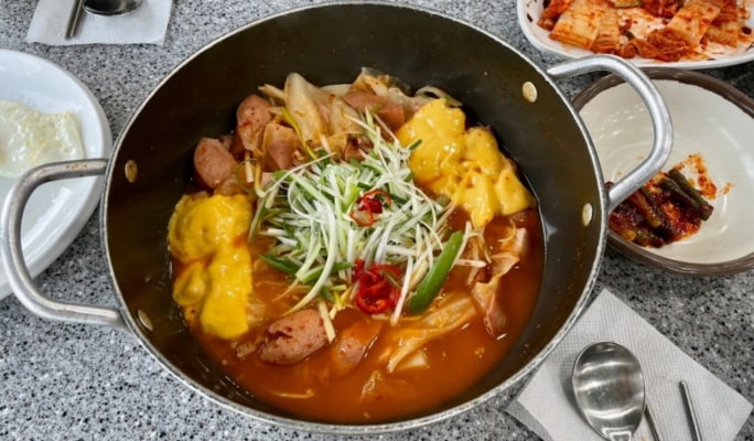 Hannam-dong Art & Food Walking Tour