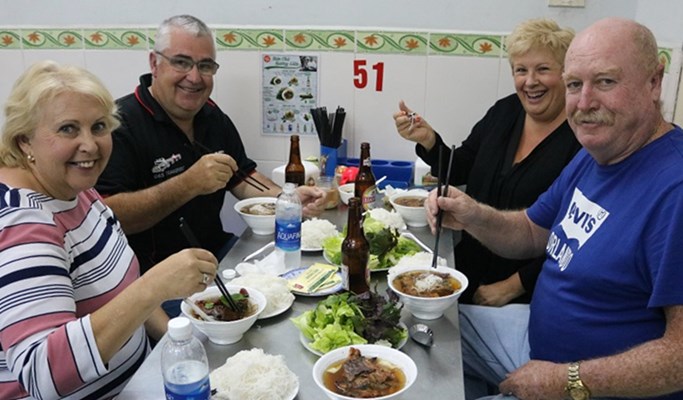 Hanoi Night Food Tour by Vespa (Join-in/Private)