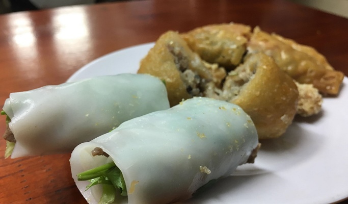 Hanoi Street Food Tour by Scooter (Join-in/Private)