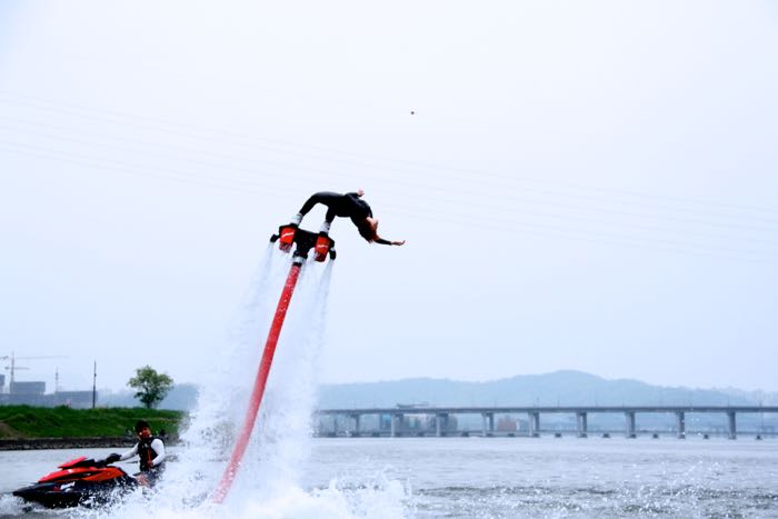 Flyboarding/Hoverboarding on Han River - The Utimate Water Sports in Seoul