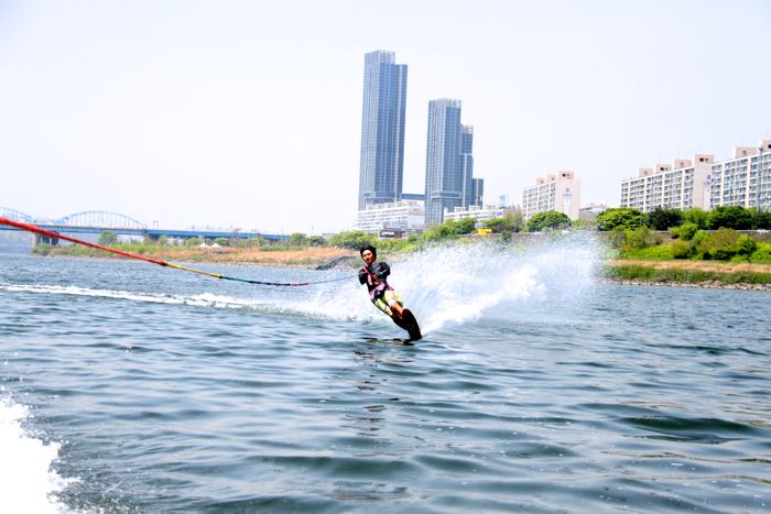 Waterskiing & Wakeboarding on Han River 