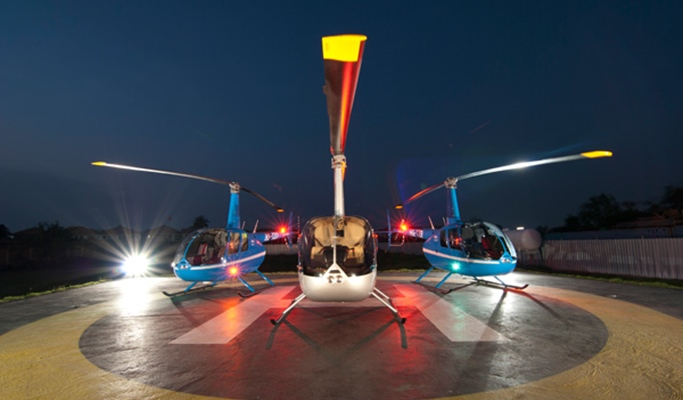 Private Helicopter Tour: Overlook Bangkok City