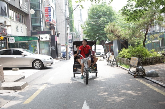 Seoul Hongdae Pedicab (Rickshaw) Ride Tour