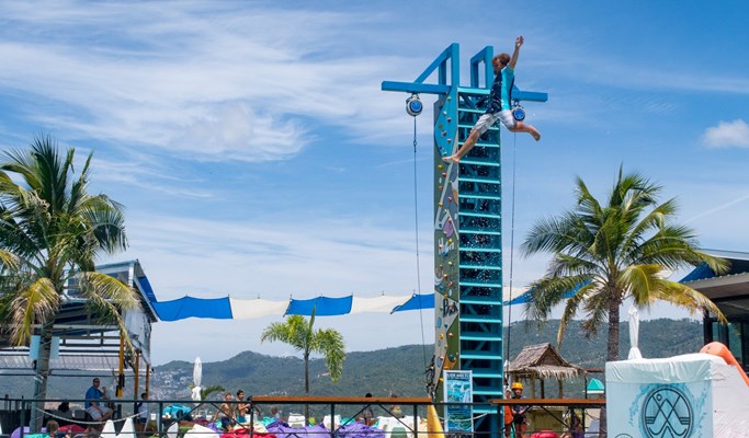 High Park Samui Water Park Discount Pass (+ Transfer) (+ Tornado Water Xtreme drift boat option)