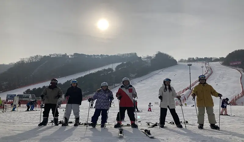 High1 Ski Resort: 1 Day Ski/Snowboard Tour - from Seoul - view 2