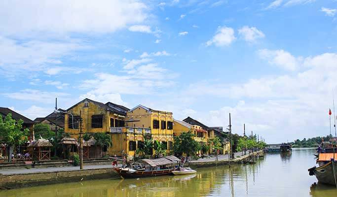 Hoi An Craft Village Tour by Boat (Half Day)