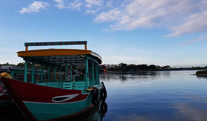 Hoi An Craft Village Tour by Boat (Half Day)