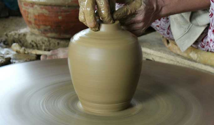 Hoi An Craft Village Tour by Boat (Half Day)