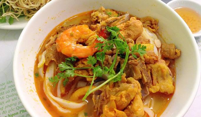 Hoi An Street Food Private Motorbike Tour with Driver Wearing Vietnam Traditional Attire