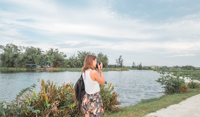 Hoi An Sunrise/Sunset Tour with Photographer (Half Day)