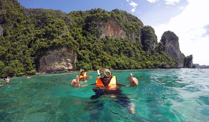 Hong Island 1 Day Tour by Speed Boat (+Lunch/Snorkeling) - from Krabi