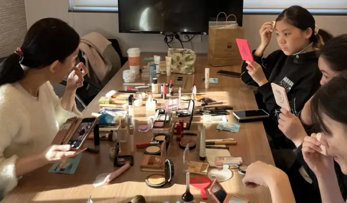 K-Beauty：1日メイククラス／プロのメイクサービス（弘大）