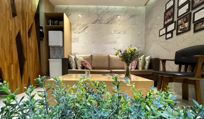 House Waxing: Waxing Salon in Gangnam