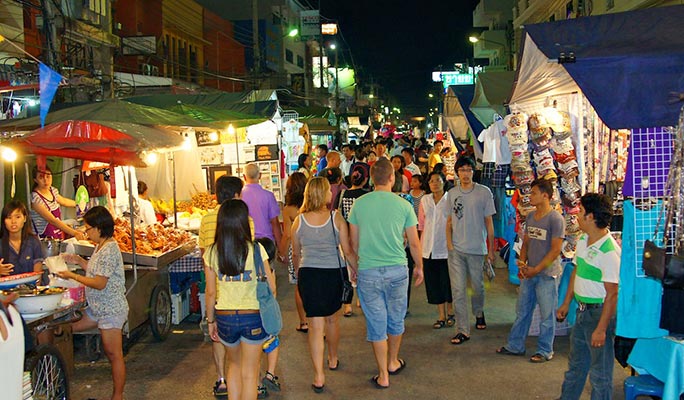 Hua Hin Private Night Tour (+ Tuk Tuk Ride) (+ Dinner)