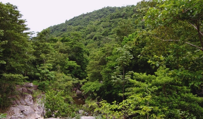 Huai Yang Waterfall 1 Day Private Tour