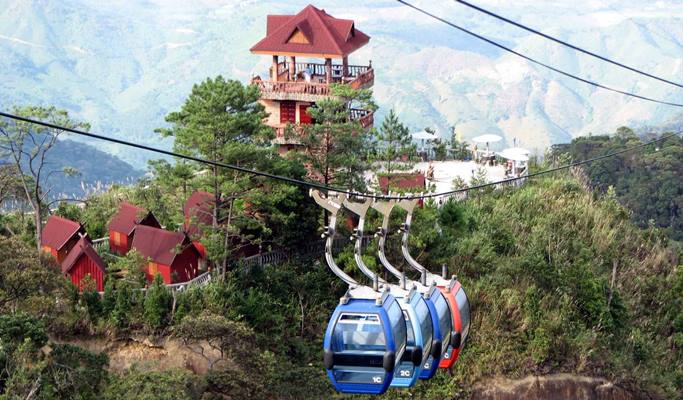 Hue City Center ↔ Ba Na Hills Cable Car Station Transfer - Private Taxi (24/7)