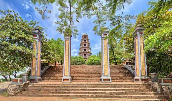 Hue Historical 1 Day Tour - from Da Nang/Hoi An