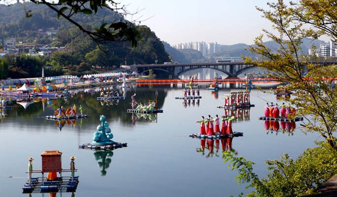 Spring Special: Hwangmaesan Mountain Royal Azalea Festival 1 Day Tour - from Busan (May 1~9)