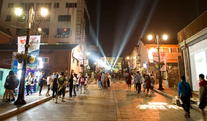 Incheon Airport → Seoul Free Shuttle Bus Tour: Lotte World + Seoul Sky + 1883 Incheon Global Stamp Tour Package