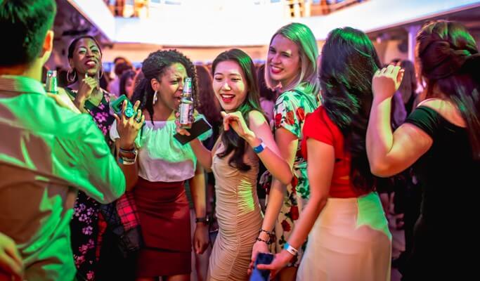 International Pub Party in Gangnam (Fri & Sat)