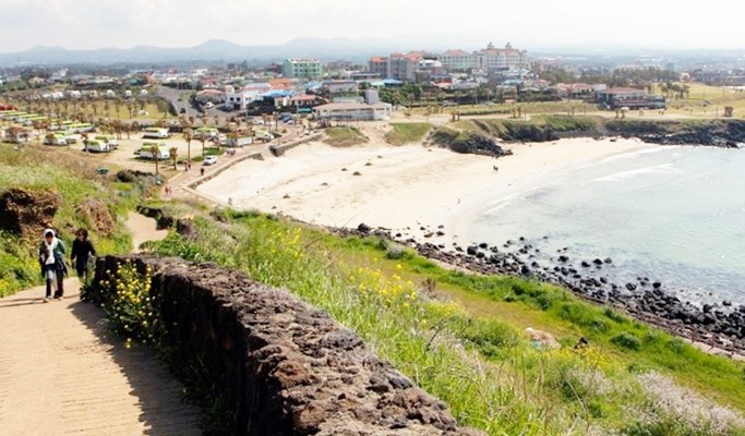 3D2N Jeju Accommodation + Small Group Tour Package