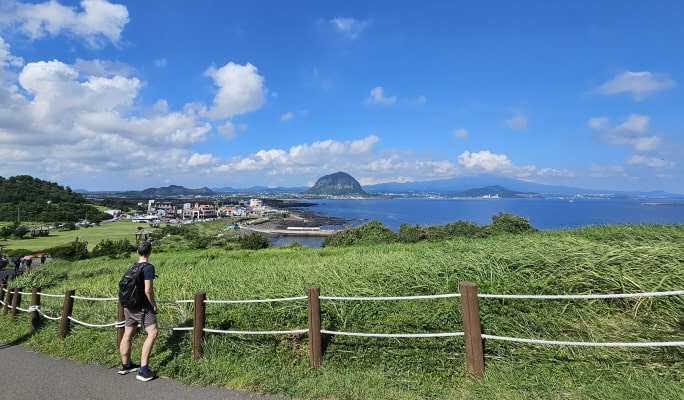 Jeju 1 Day Bus Tour Package (East/Southwest & Hallasan)