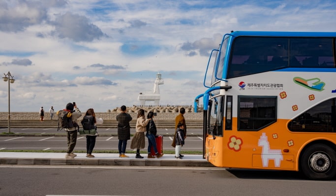 済州シティツアーバス : Hop On & Hop Off 1 日パス