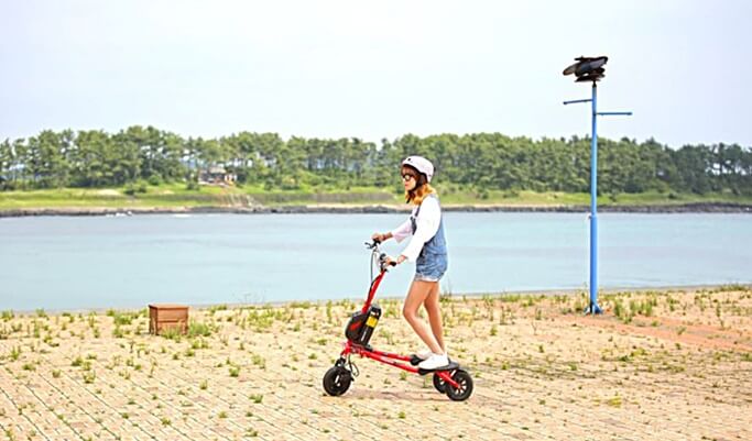 Jeju 3-Wheel Electric Scooter Rental Discount Ticket