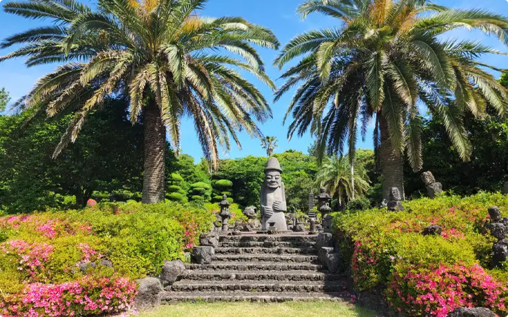 Dolhareubang at Jeju Ilchul Land