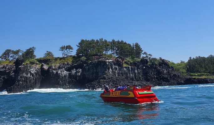 Jeju Jet Boat Ride Discount Ticket - With Views of Jusangjeolli Cliff