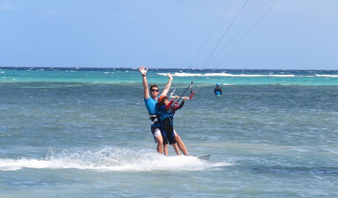 Jeju Kiteboarding (Kitesurfing) Lesson & Rental (+Tandem Kiteboarding)