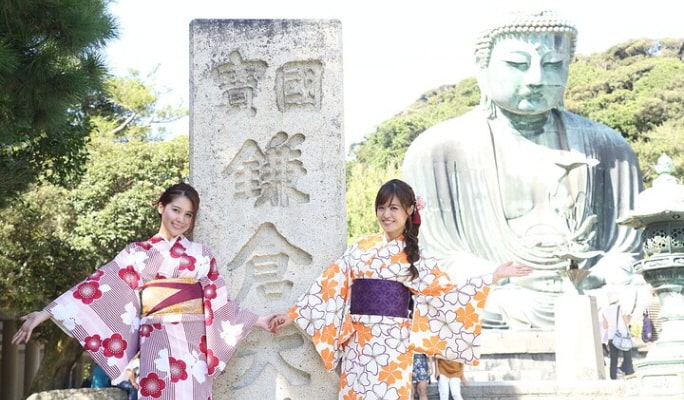 Kamakura Private Walking Tour & Kimono Experience with Licensed Guide